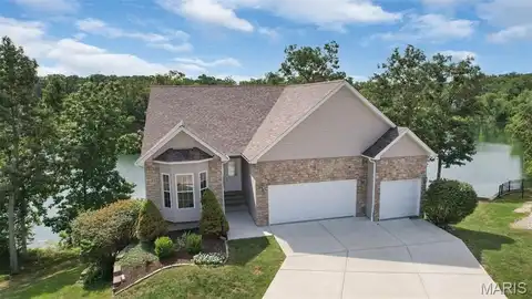 210 Fort Laramie Court, Wright City, MO 63390