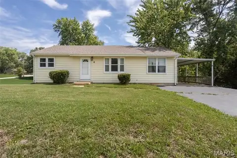 4 New Sugar Creek Road, Fenton, MO 63026