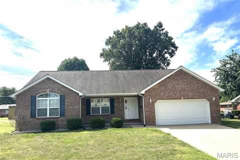 104 Winchester Drive, Belleville, IL 62223