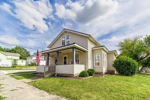 29 Sandusky St, Fredericktown, OH 43019