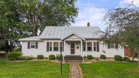 95 Mulberry Street, Fredericktown, OH 43019