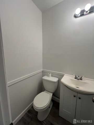 127 Aspen Drive, North Brunswick, NJ 08902