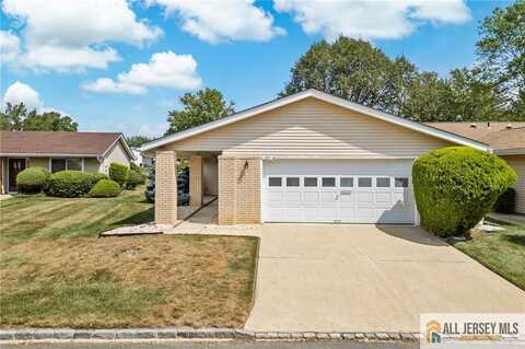 297 Yardley Drive, Monroe, NJ 08831