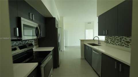 729 NW 2nd St, Miami, FL 33128