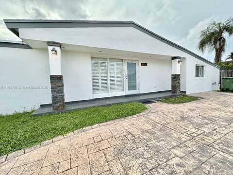 6580 W 12th Ct, Hialeah, FL 33012