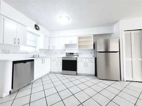 14002 NE 6 AVE, North Miami, FL 33161