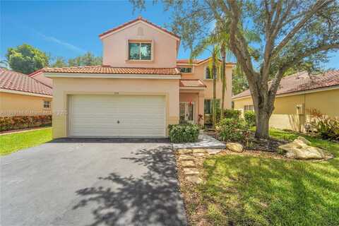 704 Stanton Dr, Weston, FL 33326