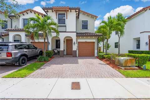8861 NW 102nd Pl, Doral, FL 33178