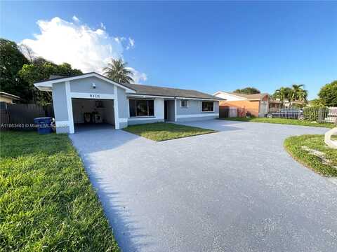 6101 NW 199th St, Hialeah, FL 33015