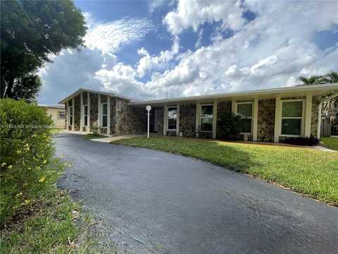 11911 NW 14th Ct, Pembroke Pines, FL 33026