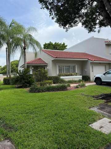 10000 NW 43rd Ter, Doral, FL 33178