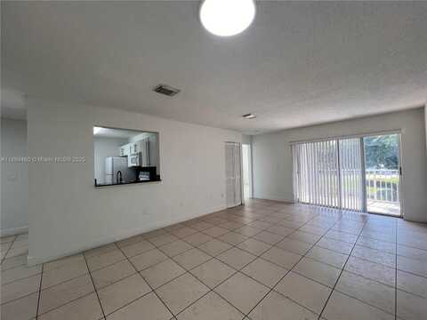 4704 NW 114 AV, Doral, FL 33178