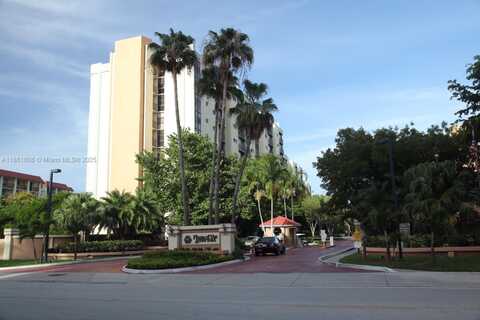 17021 N Bay Rd, Sunny Isles Beach, FL 33160