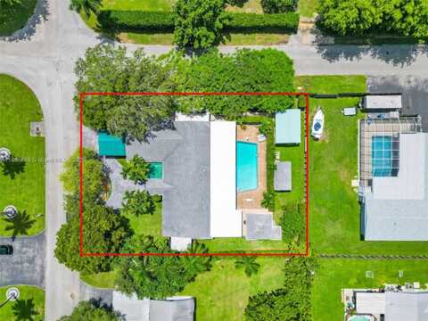 27520 SW 164th Ct, Homestead, FL 33031