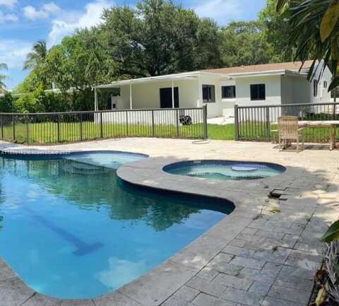 13236 NE 4th Ave, North Miami, FL 33161