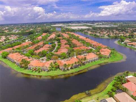 3810 San Simeon Cir, Weston, FL 33331