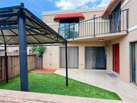 8122 Severn Dr, Boca Raton, FL 33433