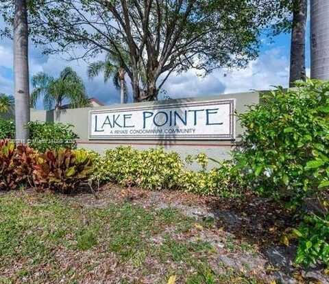 212 Lake Pointe Dr, Oakland Park, FL 33309