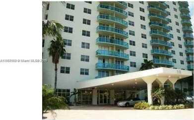 19390 Collins Ave, Sunny Isles Beach, FL 33160