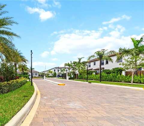 15927 SW 2nd Pl, Pembroke Pines, FL 33027