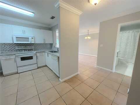 15731 SW 137th Ave, Miami, FL 33177