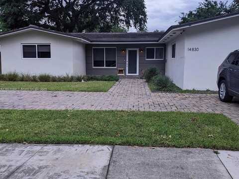 14830 S Miami Lakeway S, Miami Lakes, FL 33014