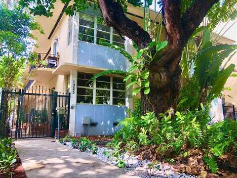 1325 Meridian Ave, Miami Beach, FL 33139