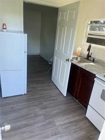 12675 NW 2nd Ave, North Miami, FL 33168