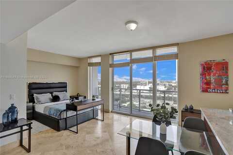 185 SW 7th St, Miami, FL 33130
