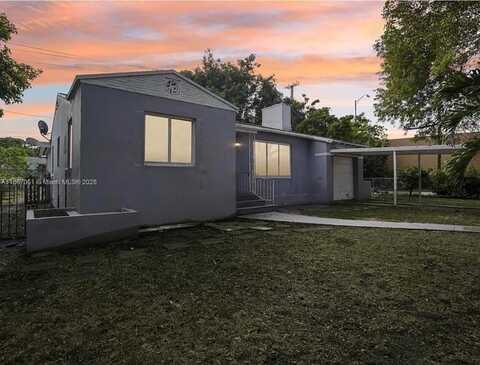 586 NW 48th St, Miami, FL 33127