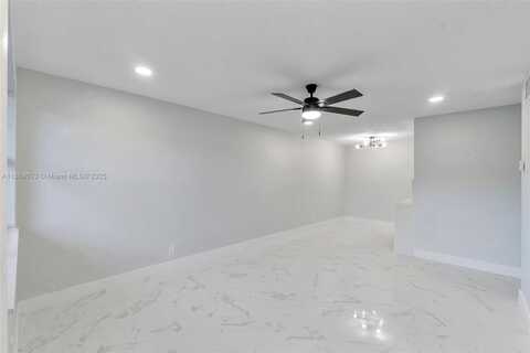 5305 Nw 18th cvt, Lauderhill, FL 33313