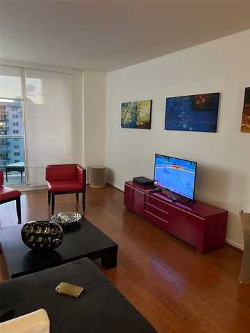 19380 Collins Ave, Sunny Isles Beach, FL 33160