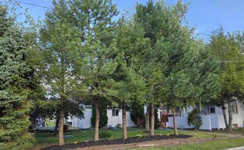 111 Walnut St, Delavan, WI 53115