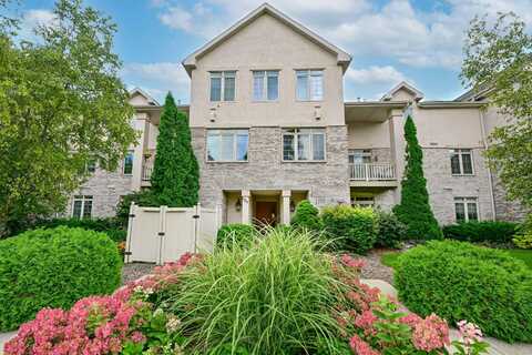 1717 W Green Tree Rd, Glendale, WI 53209