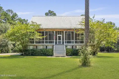 7711 Cuevas Town Road, Picayune, MS 39466