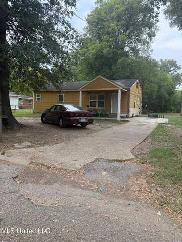 1114 Helen Street, Greenville, MS 38703