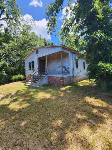451 W Stiers Lane, Natchez, MS 39120