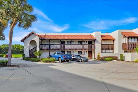 4101 VILLAGE COURT, LAKE WALES, FL 33898