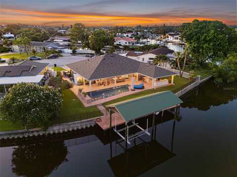 1497 47TH AVENUE NE, Saint Petersburg, FL 33703