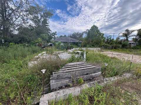 730 PARK AVENUE, ORANGE CITY, FL 32763