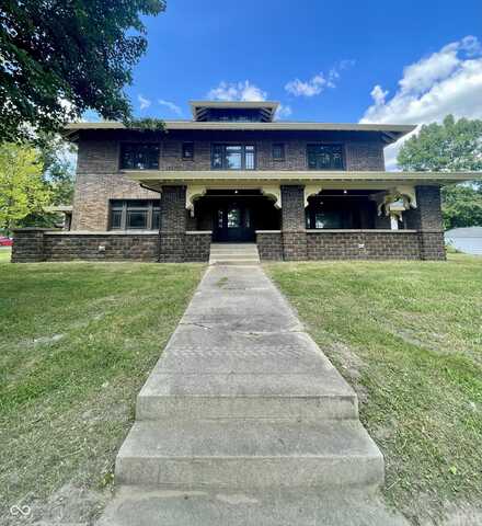 110 E Harrison Street, Martinsville, IN 46151