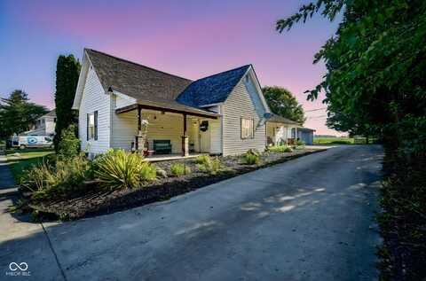 724 Central Avenue, Lapel, IN 46051