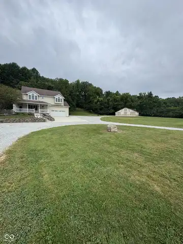 7135 S Greensboro Pike, Knightstown, IN 46148