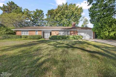 59 Putnam, Grosse Pointe Shores, MI 48236