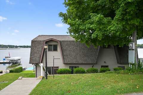 32680 South, Lawton, MI 49065