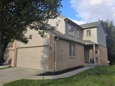 4910 Royal Cove, Shelby, MI 48316