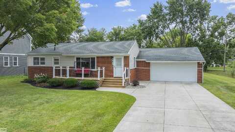 862 Hannah, Troy, MI 48085