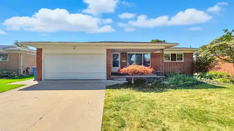 14238 Ivanhoe, Warren, MI 48088