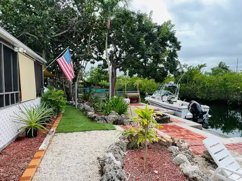 3962-3964 No Name Road, Big Pine Key, FL 33043