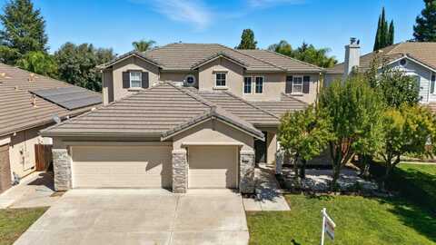 4276 Oakridge DR, TRACY, CA 95377